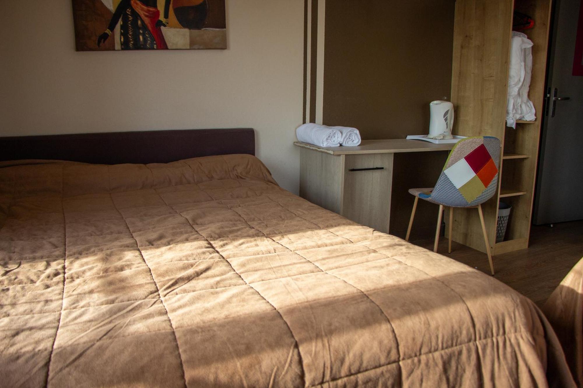 Le Petit Pecheur Hotel Saint-Florent-le-Vieil Eksteriør billede